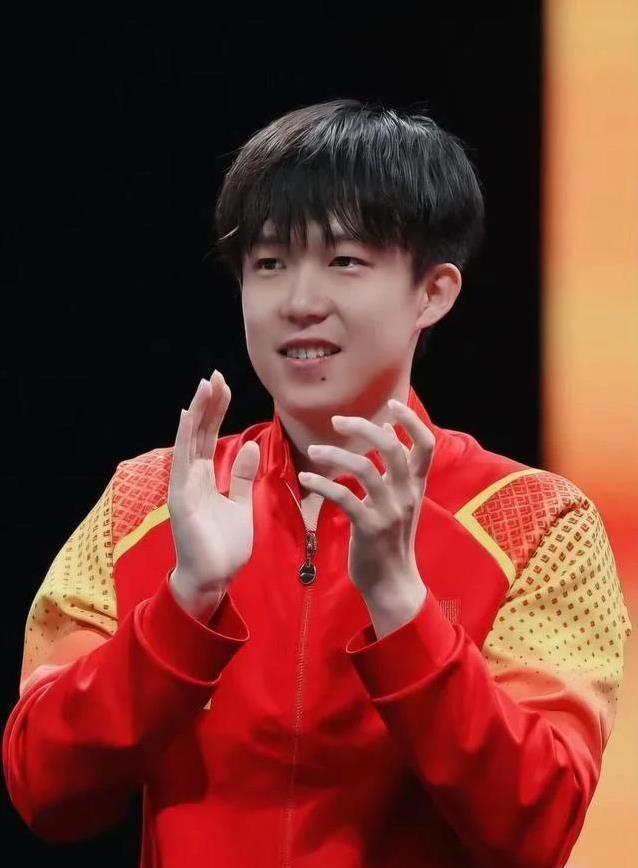 八年前的两, 个小孩