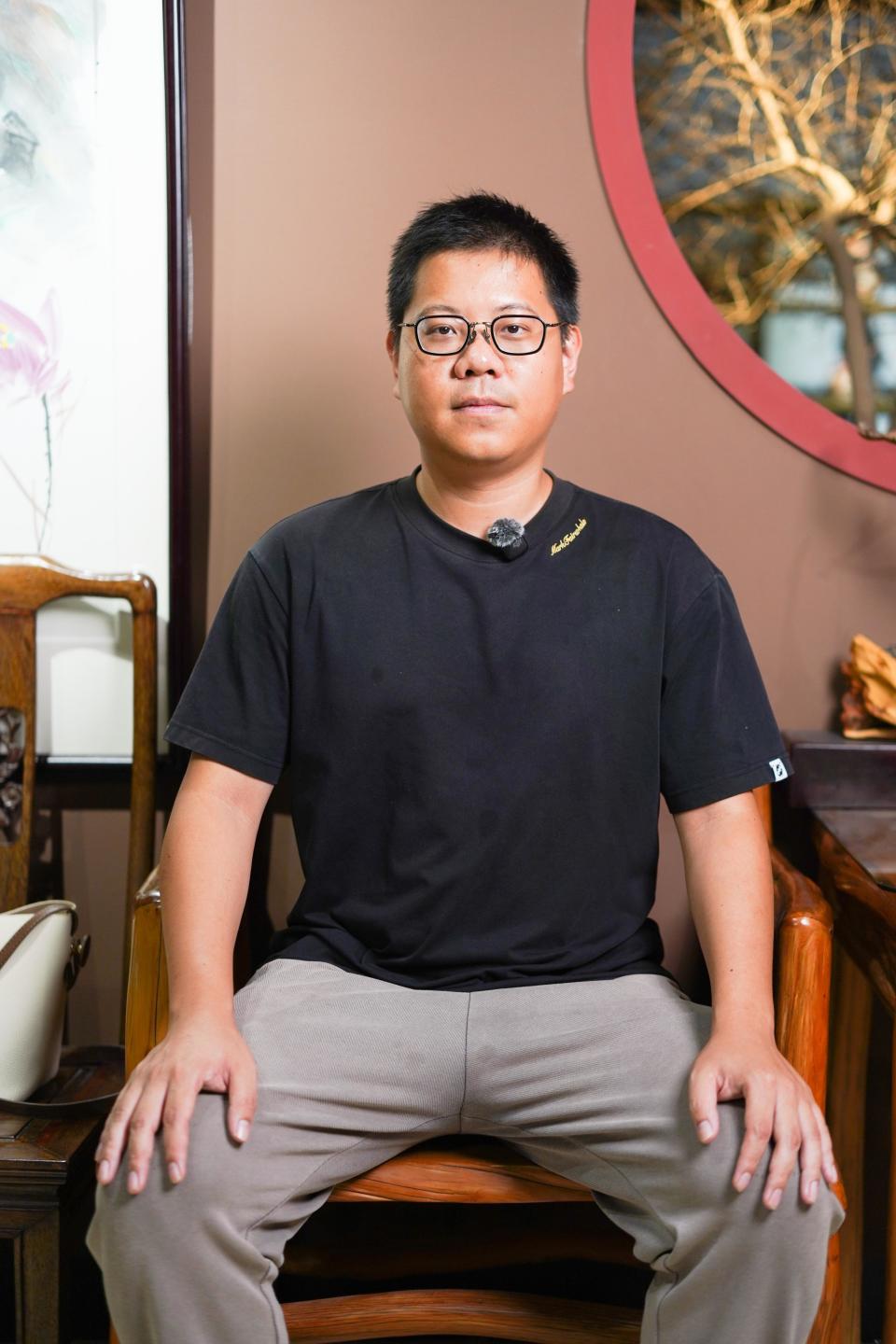 相较于您刚, 点也越来越